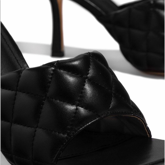 Black mule heel (NIB) - Picture 4 of 4